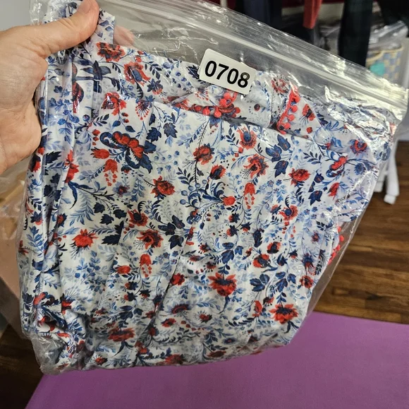 Ann Taylor Floral Ruffle Sleeve Maxi Dress Large Red White & Blue - Picture 11 of 11